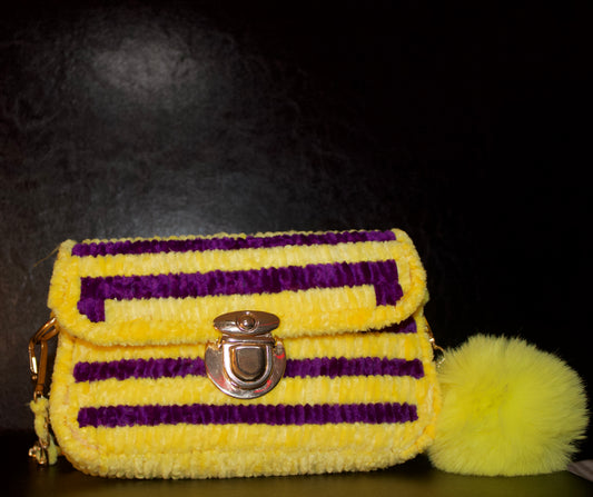 Wing song handmade crochet bag