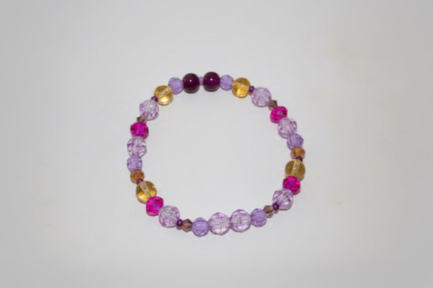 Lilac handmade bracelet